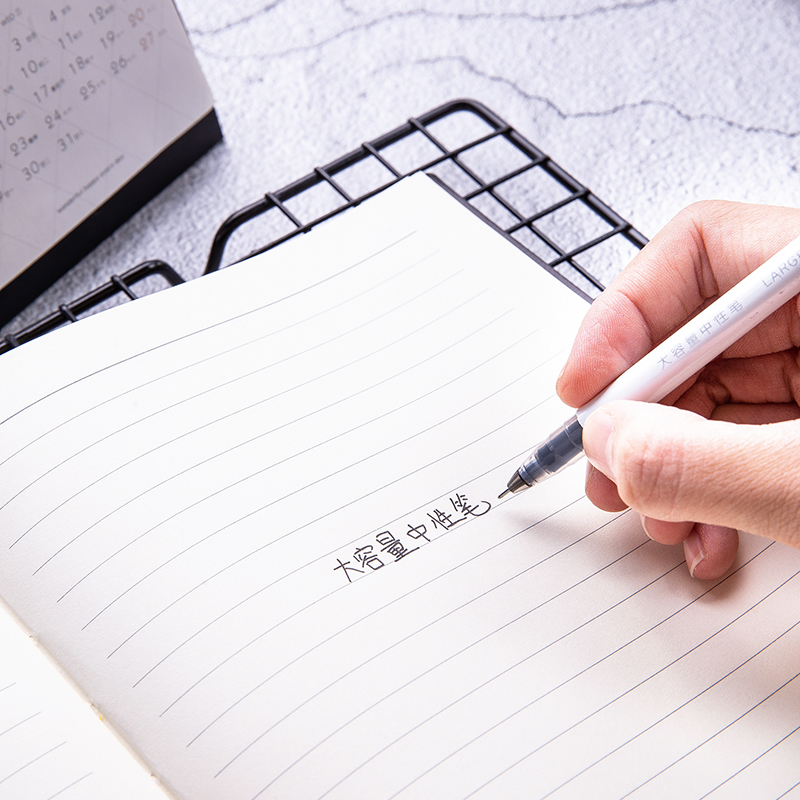 得力（deli）A426 全針管中性筆 黑色簽字筆 0.5mm 12支/盒_http://m.gzyiqian.cn/img/images/C202009/1599208343625.jpg
