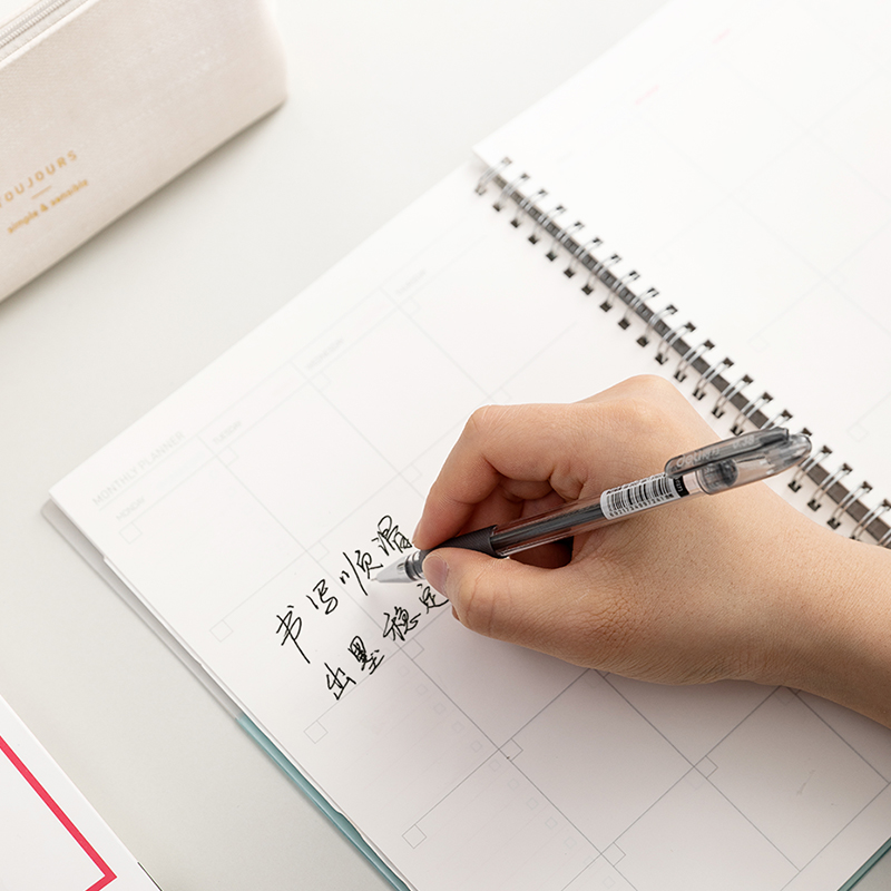 得力（deli）S84 財務專用中性筆 黑色簽字筆 0.38mm 12支盒_http://m.gzyiqian.cn/img/images/C202009/1599444072193.jpg