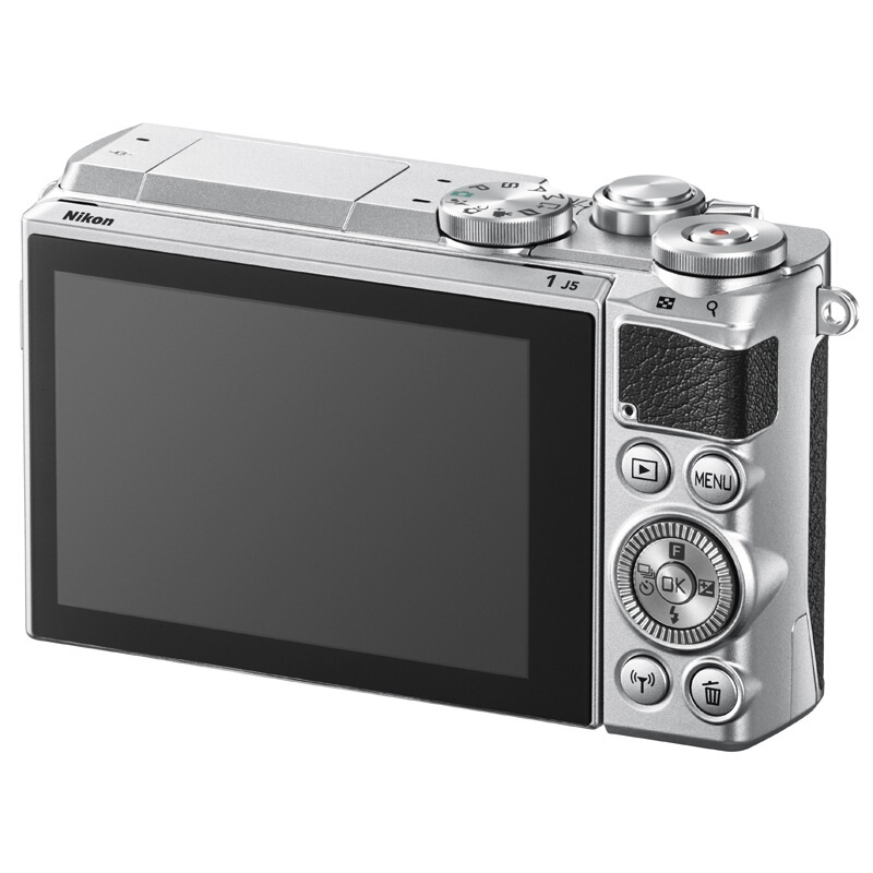 尼康（Nikon） J5 微單相機（10-100mm f/4-5.6鏡頭套機銀色）_http://m.gzyiqian.cn/img/sp/307/a1afc20e-8ba8-4fd6-8f4a-6869e6e0b15e.jpg