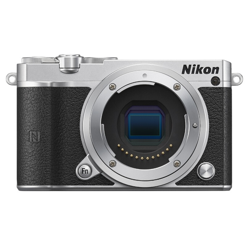 尼康（Nikon） J5 微單相機（10-100mm f/4-5.6鏡頭套機銀色）_http://m.gzyiqian.cn/img/sp/307/fc7fc9c3-dbae-44c9-8db9-3a66db6c016d.jpg