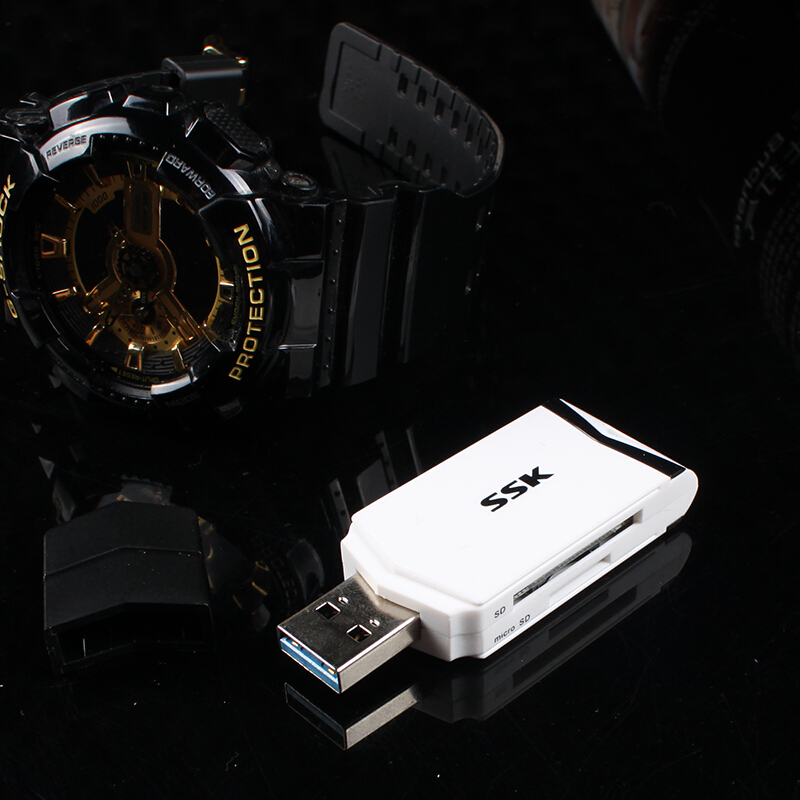 飚王（SSK） SCRM601 多功能二合一讀卡器 USB3.0高速讀寫 支持TF手機內存卡SD相機卡_http://m.gzyiqian.cn/img/sp/323/073c2c0a-c4f4-49f9-90b1-d8f4c08940d8.jpg