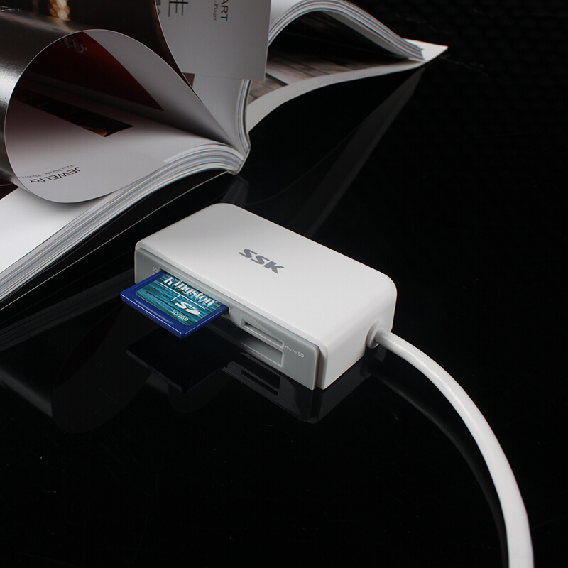 飚王（SSK） SCRM610 Type-c接口多合一讀卡器 支持雙面熱插拔 高速讀寫 TF/SD/CF手機卡相機卡_http://m.gzyiqian.cn/img/sp/323/51e03c48-2242-4478-9515-e35f2a1b63c4.jpg