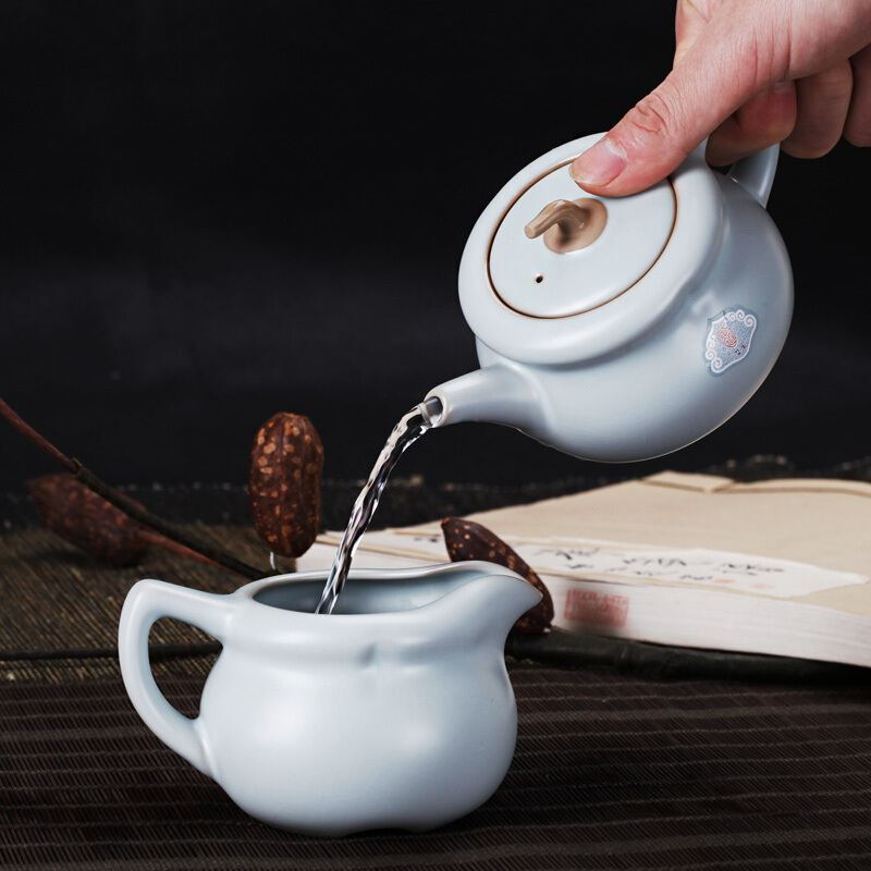 東道汝窯 整套功夫茶具 柿柿如意茶具套裝/1壺1海6杯（天青色）_http://m.gzyiqian.cn/img/sp/437/84414c0b-44d5-4cd1-8de1-ea397c8bfa85.jpg